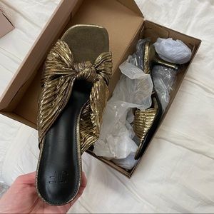 NEW Metallic Gold Kitten Heel from JustFab